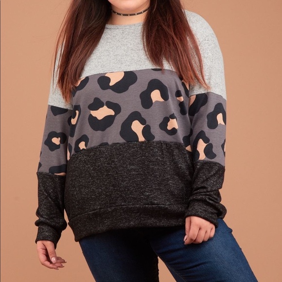 NWT Color Block Leopard & Gray Sweater - Picture 6 of 7